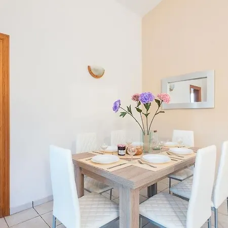 Cap D'artrutx Sleeps 6 Pool Air Con Wifi *
